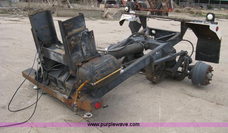 image for item 8122 Semi truck stinger axle
