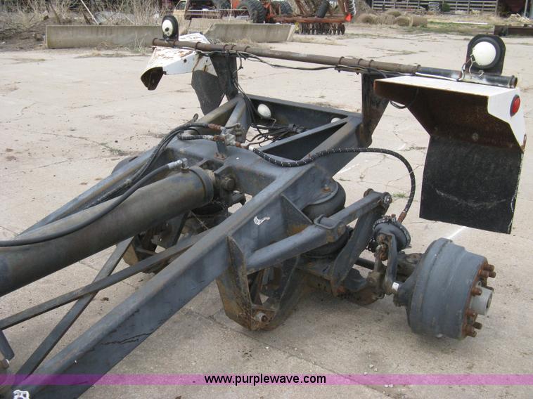 image for item 8122 Semi truck stinger axle