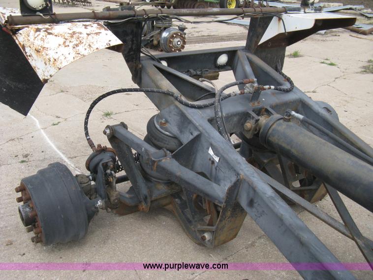 image for item 8122 Semi truck stinger axle