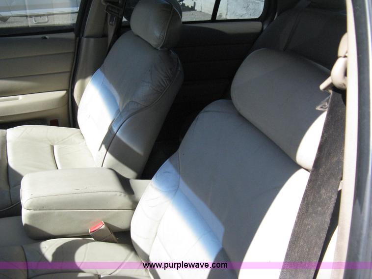 image for item 8220 2003 Ford Crown Victoria Police Interceptor