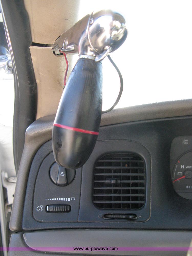 image for item 8220 2003 Ford Crown Victoria Police Interceptor