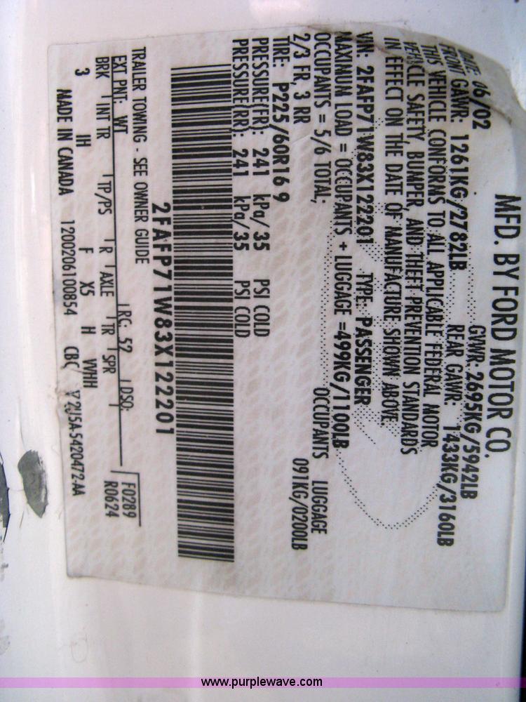 image for item 8220 2003 Ford Crown Victoria Police Interceptor