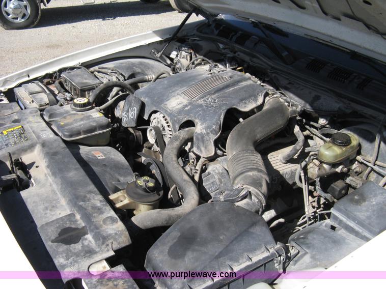 image for item 8220 2003 Ford Crown Victoria Police Interceptor