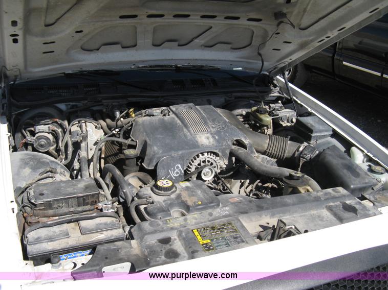 image for item 8220 2003 Ford Crown Victoria Police Interceptor