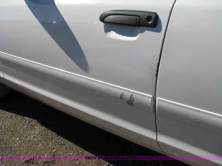 image for item 8220 2003 Ford Crown Victoria Police Interceptor