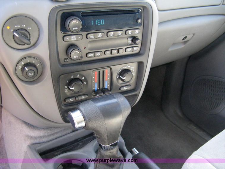 image for item 8221 2006 Chevrolet TrailBlazer LS SUV