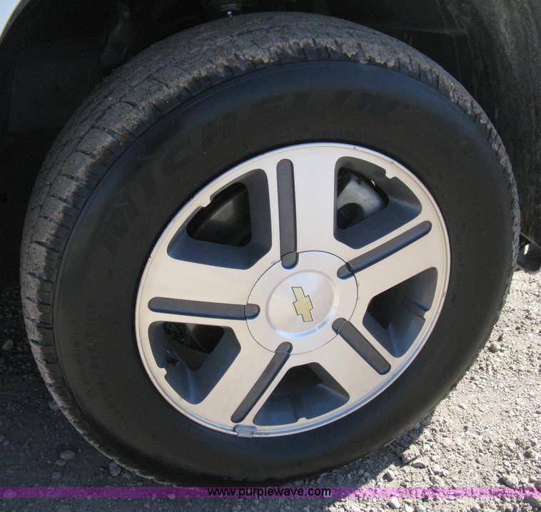 image for item 8221 2006 Chevrolet TrailBlazer LS SUV