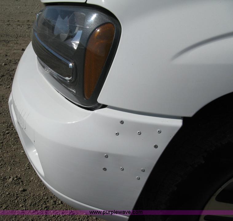 image for item 8221 2006 Chevrolet TrailBlazer LS SUV