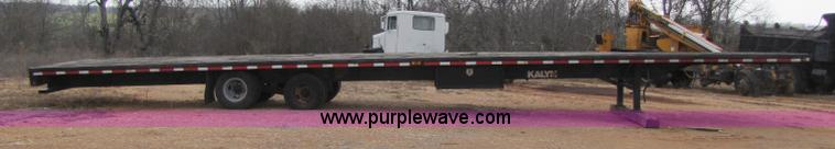 image for item 8428 1988 Kalyn KP-26 48' flatbed trailer