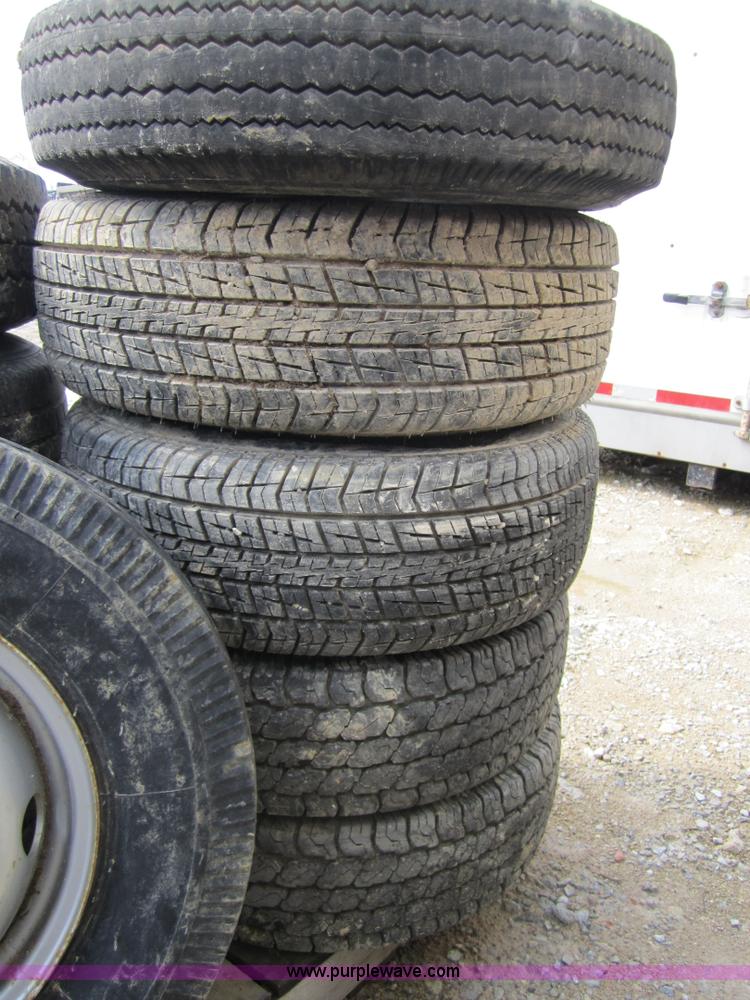 image for item 9822 10 assorted tires