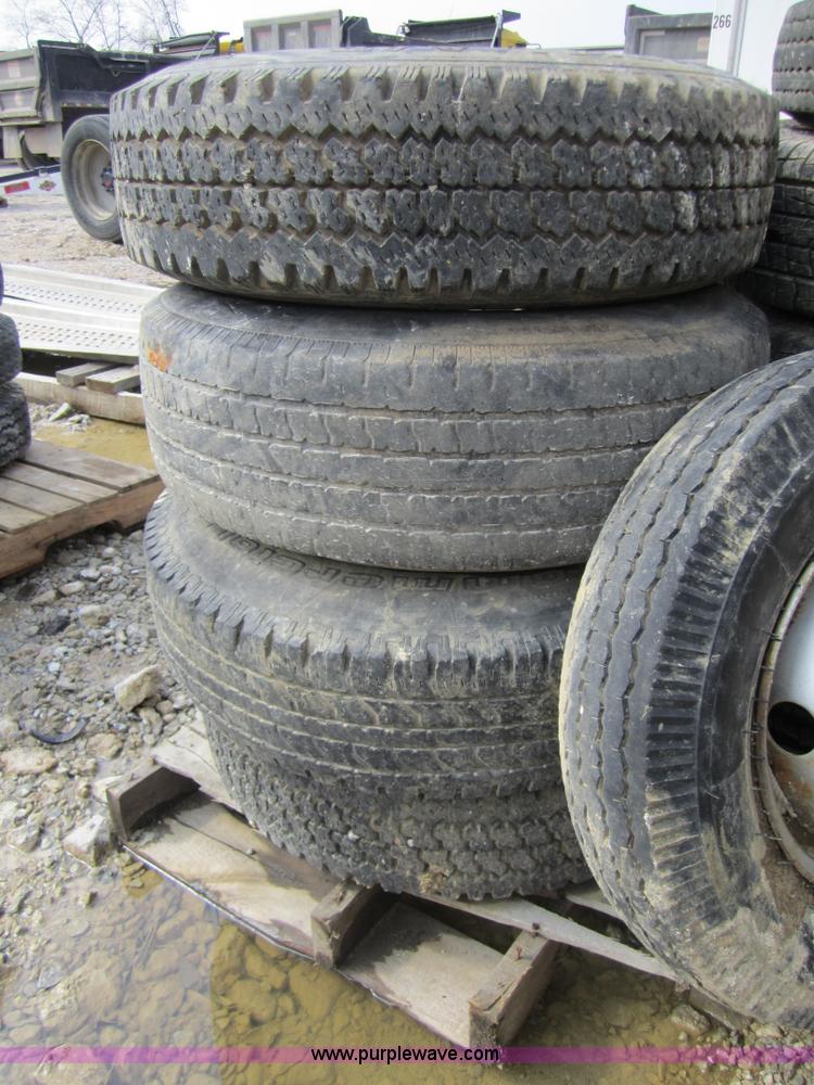 image for item 9822 10 assorted tires