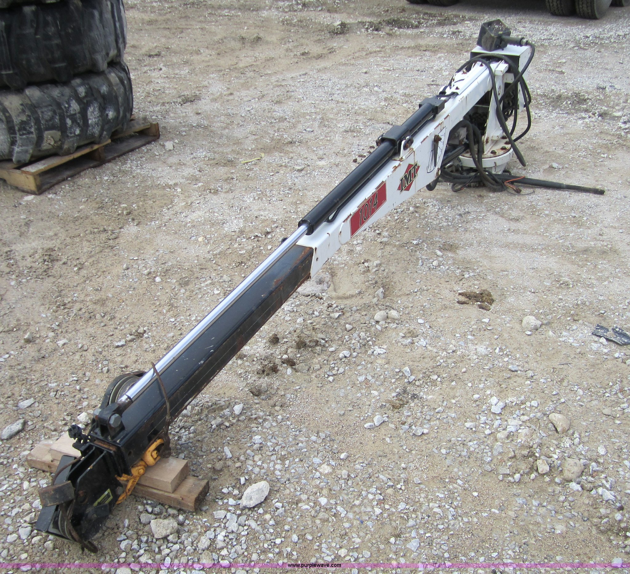 2000 IMT 1014 auto crane in Tulsa, OK Item 3813 sold Purple Wave