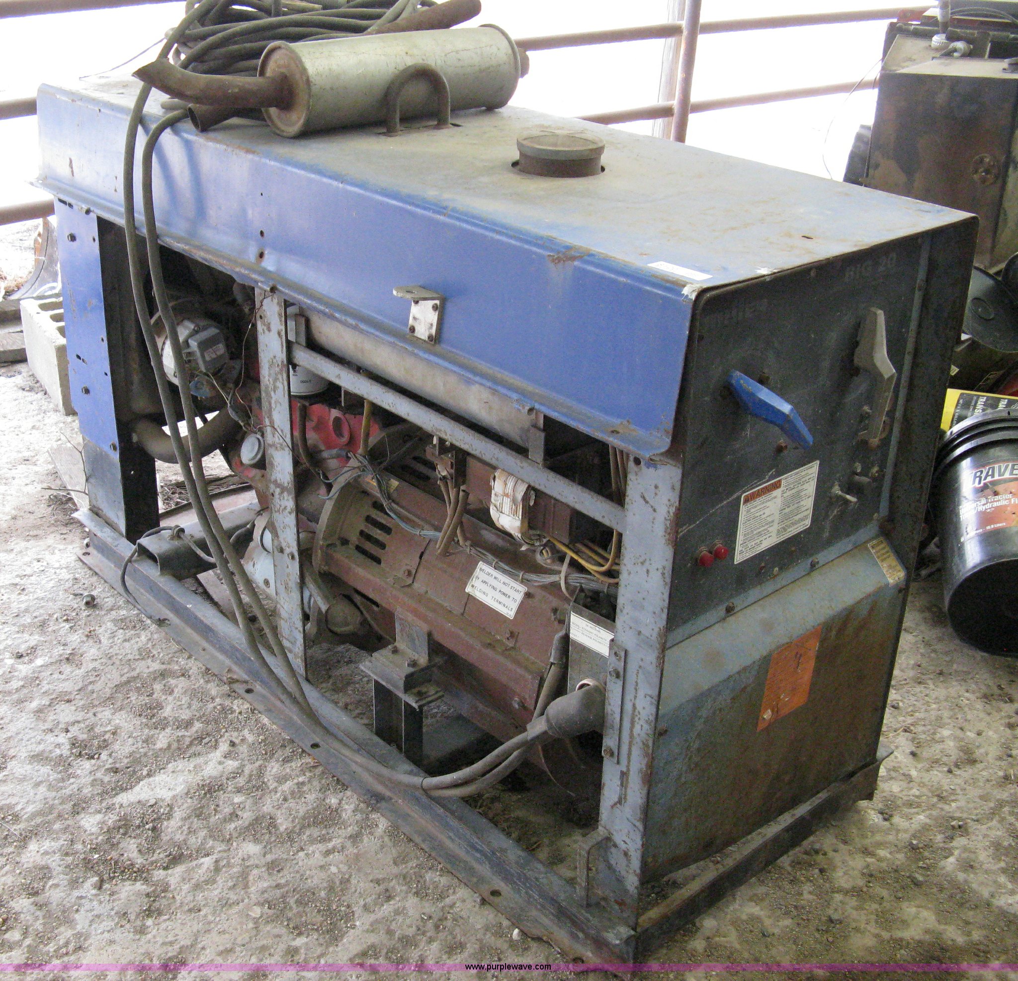 Miller Big 20 constant current in Colwich, KS Item 8120 sold Purple
