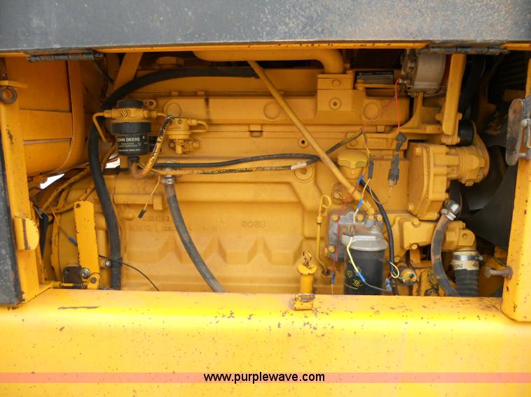 image for item 1000 1984 John Deere 670A motor grader