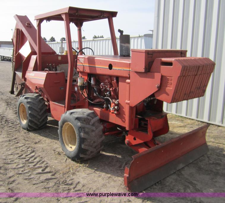 image for item 3071 Ditch Witch 6510 trencher