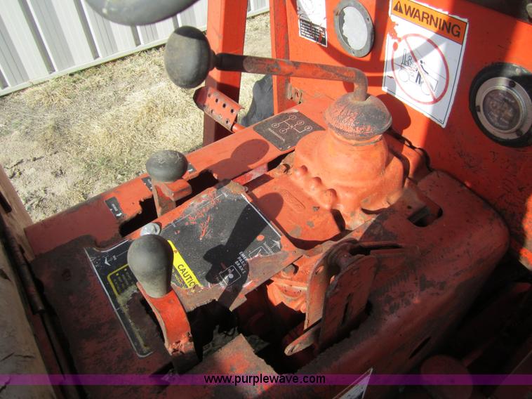 image for item 3071 Ditch Witch 6510 trencher