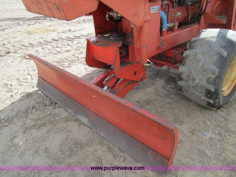 image for item 3071 Ditch Witch 6510 trencher