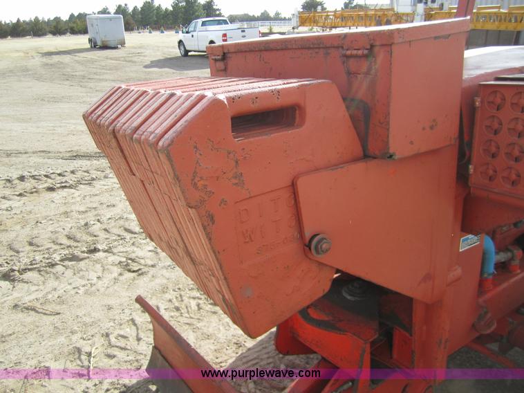 image for item 3071 Ditch Witch 6510 trencher