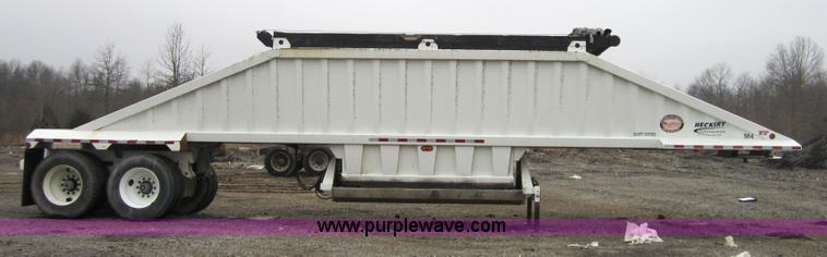 image for item 3805 2006 CTS BDT-40 40' belly dump trailer