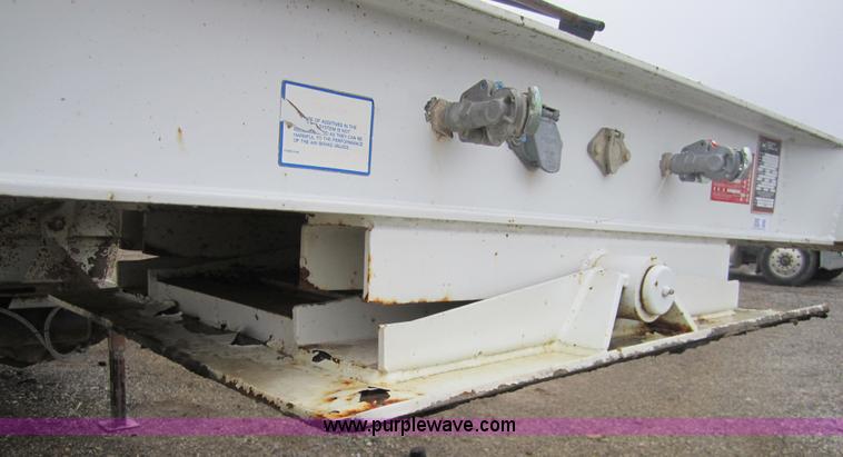 image for item 3805 2006 CTS BDT-40 40' belly dump trailer