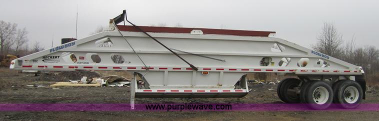 image for item 3806 2002 Flowboy 40' belly dump trailer