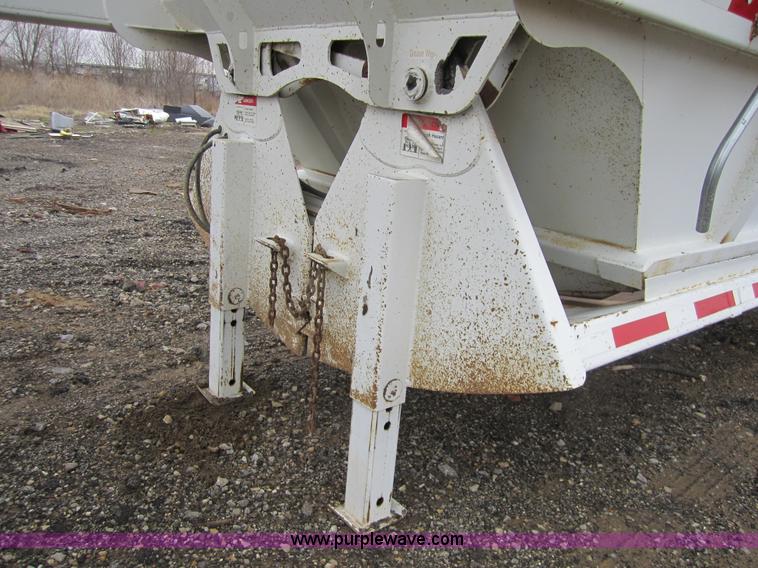 image for item 3806 2002 Flowboy 40' belly dump trailer