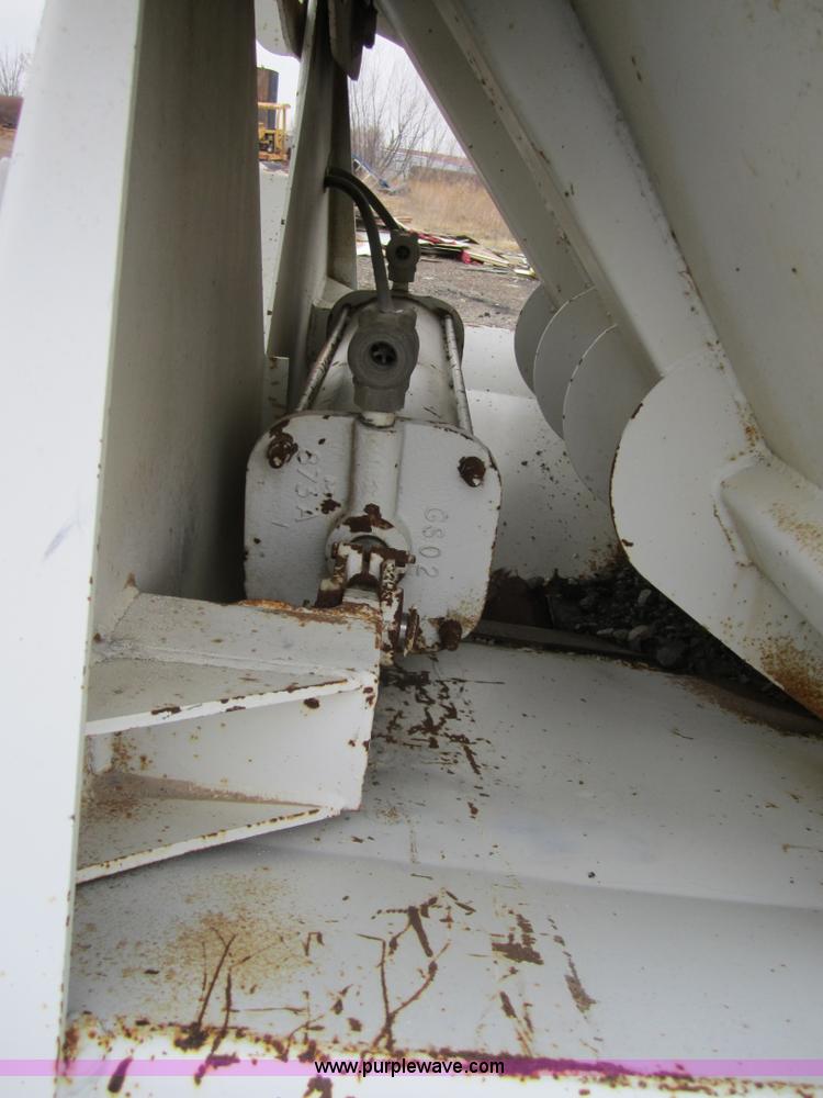 image for item 3806 2002 Flowboy 40' belly dump trailer