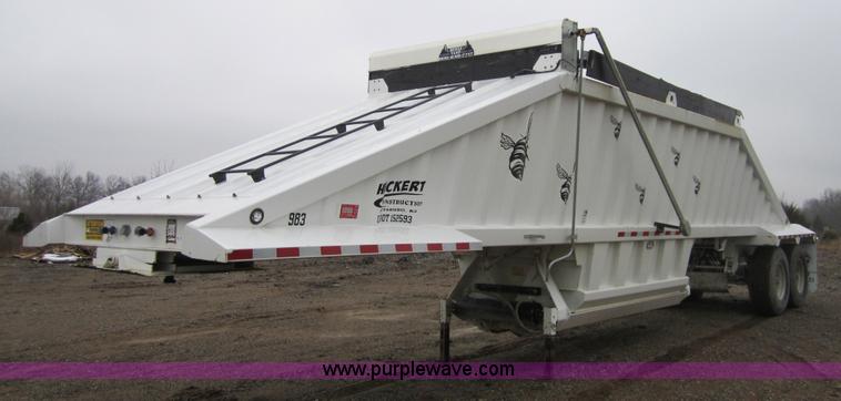 image for item 3807 2007 CTS BDT-40 40' belly dump trailer