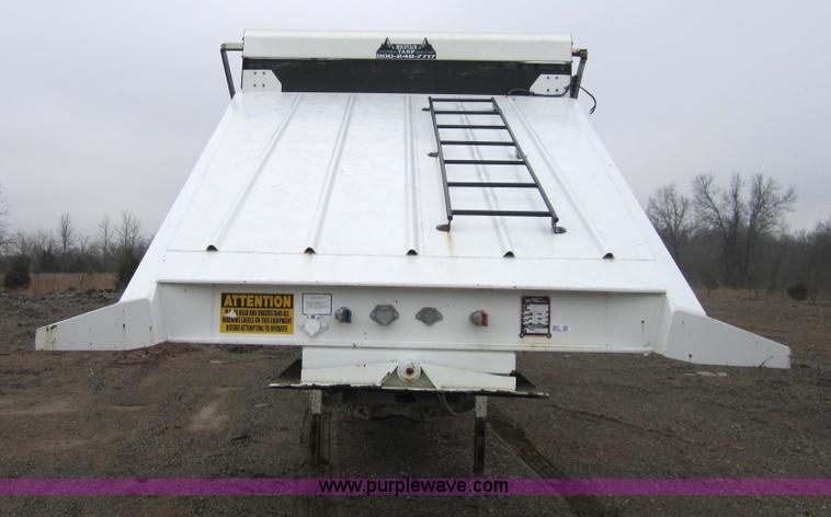image for item 3807 2007 CTS BDT-40 40' belly dump trailer