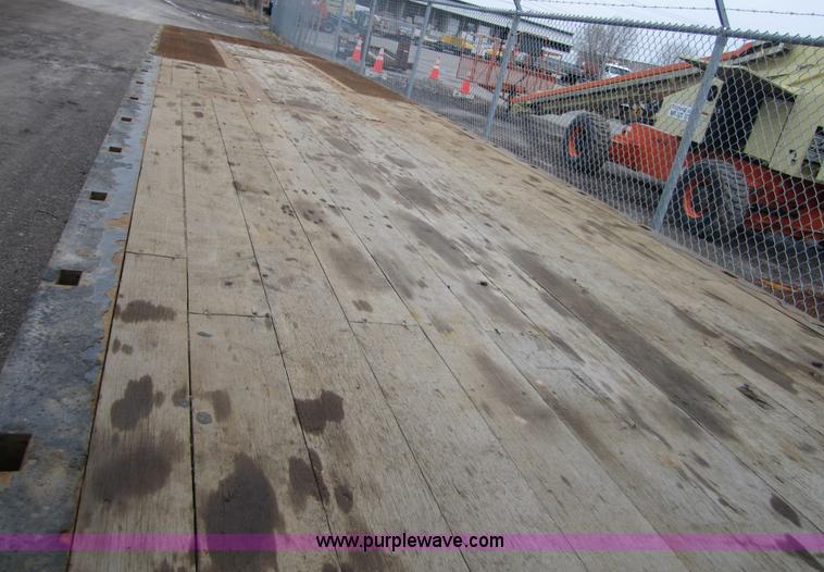 image for item 3837 2005 Ledwell Hydratail 53' triple axle