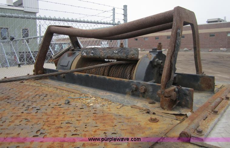 image for item 3837 2005 Ledwell Hydratail 53' triple axle