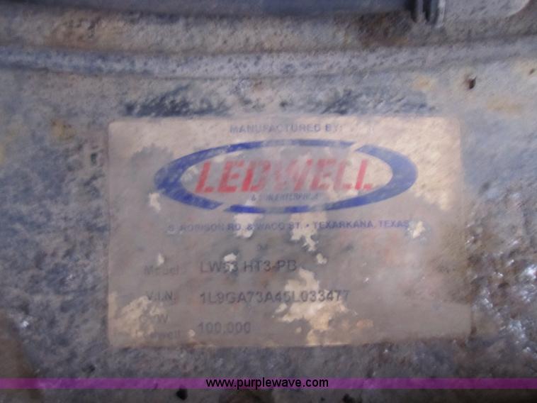 image for item 3837 2005 Ledwell Hydratail 53' triple axle