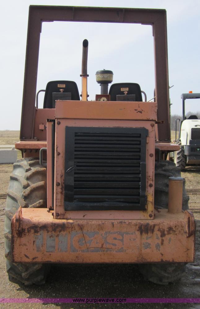 image for item 3838 1992 Case WB602 vibratory compactor