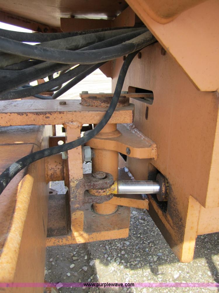 image for item 3838 1992 Case WB602 vibratory compactor