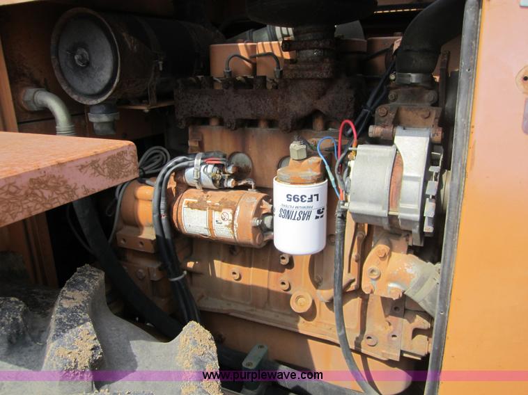 image for item 3838 1992 Case WB602 vibratory compactor