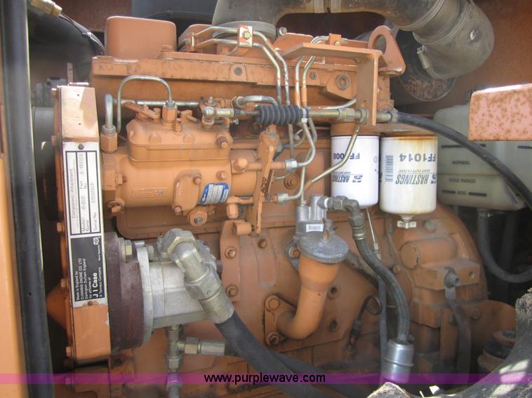 image for item 3838 1992 Case WB602 vibratory compactor