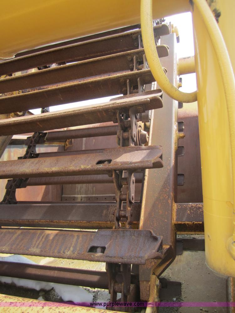 image for item 3839 1993 John Deere 862B elevating scraper