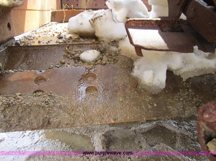 image for item 3839 1993 John Deere 862B elevating scraper