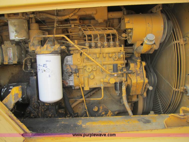 image for item 3839 1993 John Deere 862B elevating scraper