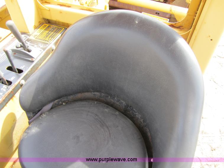 image for item 3839 1993 John Deere 862B elevating scraper