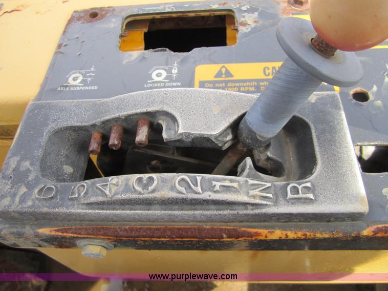 image for item 3839 1993 John Deere 862B elevating scraper