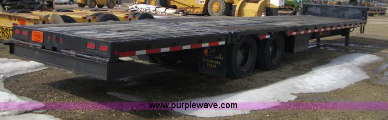 image for item 3840 1999 Ledwell 48' Hydratail equipment trailer