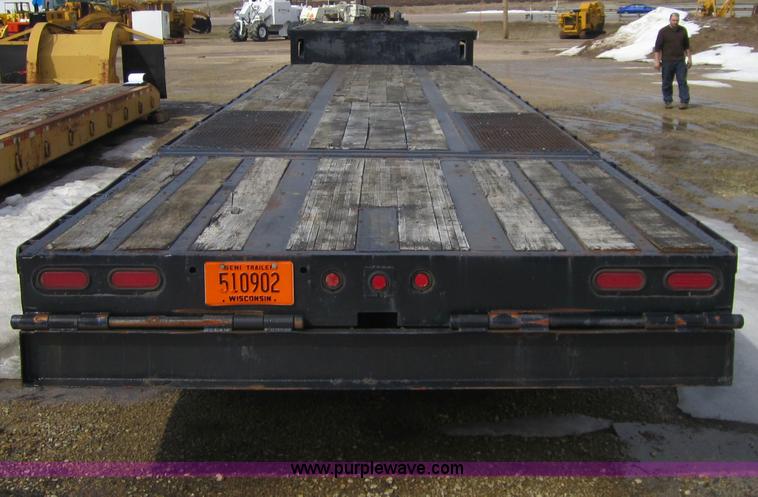 image for item 3840 1999 Ledwell 48' Hydratail equipment trailer