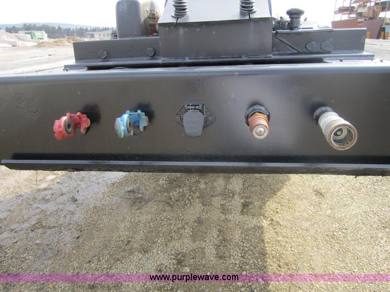 image for item 3840 1999 Ledwell 48' Hydratail equipment trailer