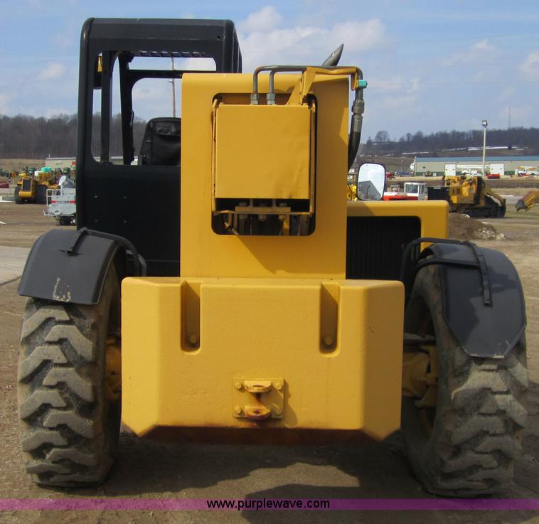 image for item 3841 2001 Caterpillar TH103 telehandler