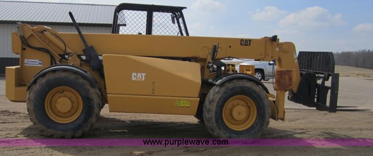 image for item 3841 2001 Caterpillar TH103 telehandler