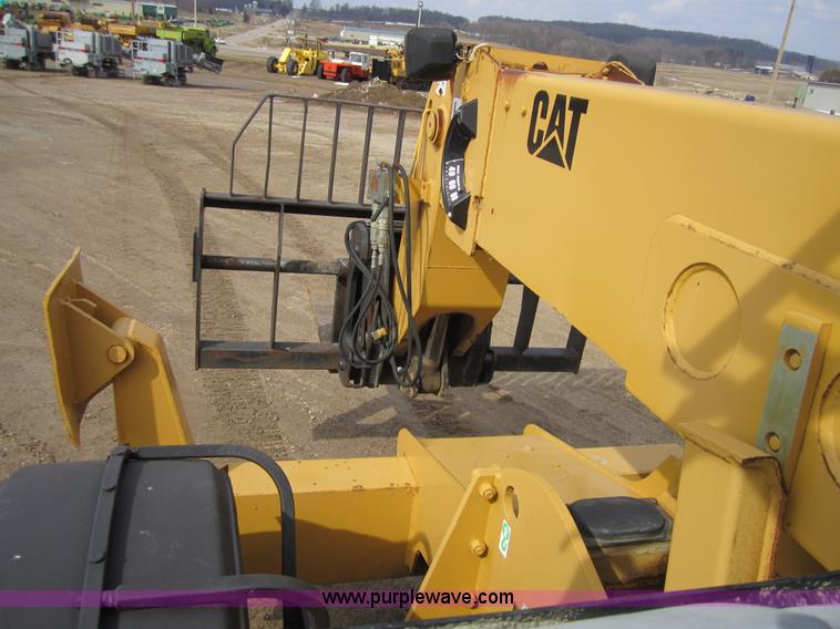 image for item 3841 2001 Caterpillar TH103 telehandler