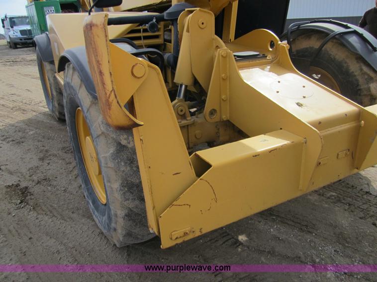 image for item 3841 2001 Caterpillar TH103 telehandler