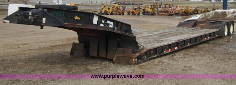 image for item 3842 1999 Witzco RG-35 35-ton detach equipment trailer