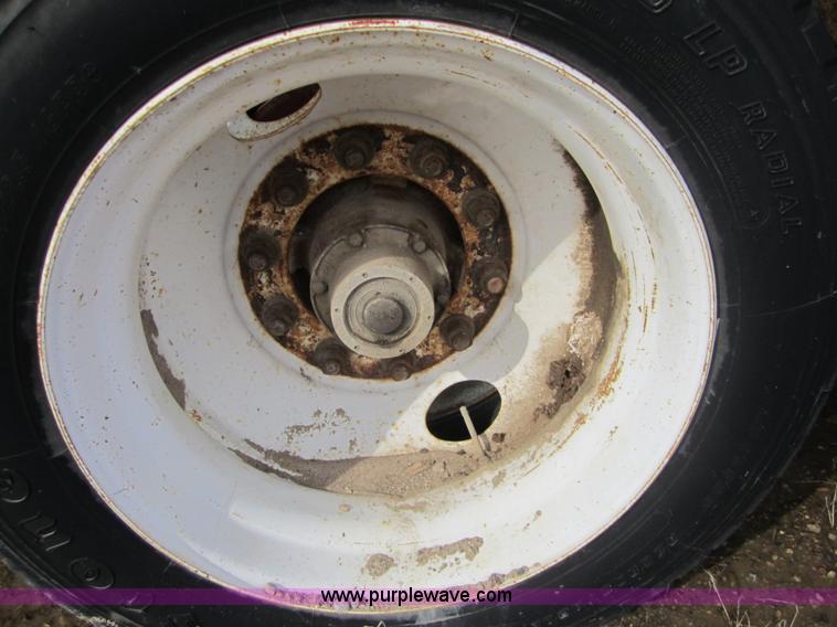 image for item 3842 1999 Witzco RG-35 35-ton detach equipment trailer